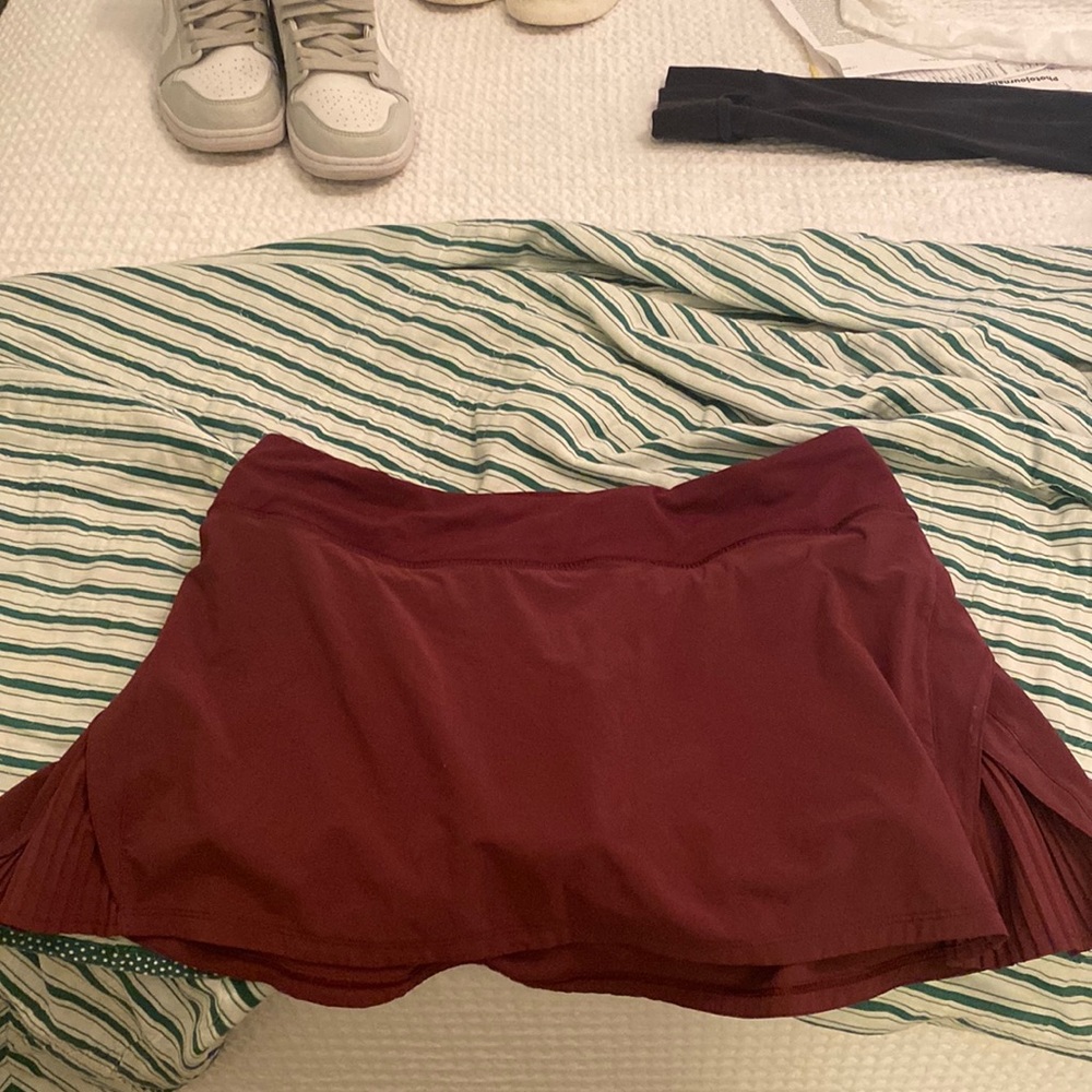 crimson Lululemon skirt